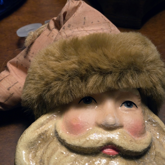 Gorgeous, Elegant, Sparkly, And Victorian Style Heavy Santa Christmas Ornament - Picture 4 of 6